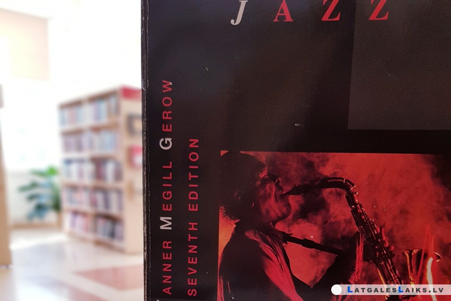 Latgales džeza studija sniegs koncertu bibliotēkā
