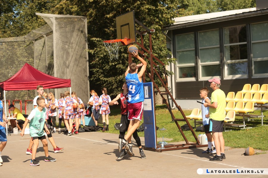 Daugavpilī noslēdzies strītbola čempionāts