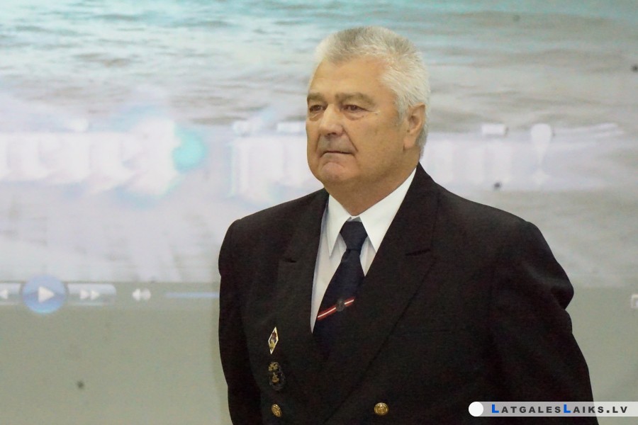 Kapteinis no Vārkavas mudina novadniekus papildināt jūrnieku rindas