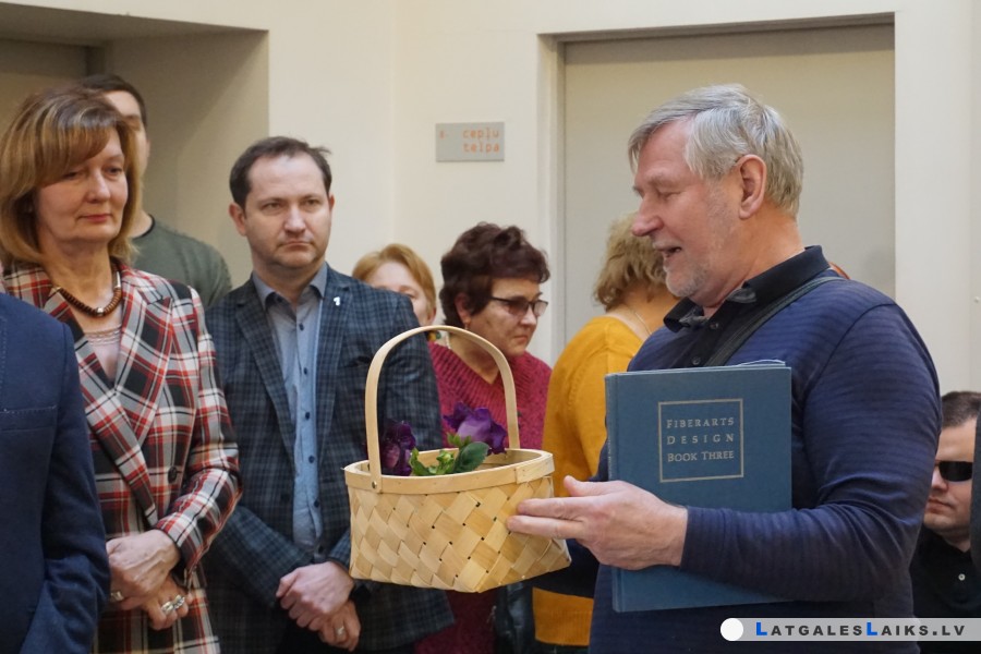 Trīs amatniecības stihijas Māla mākslas centrā