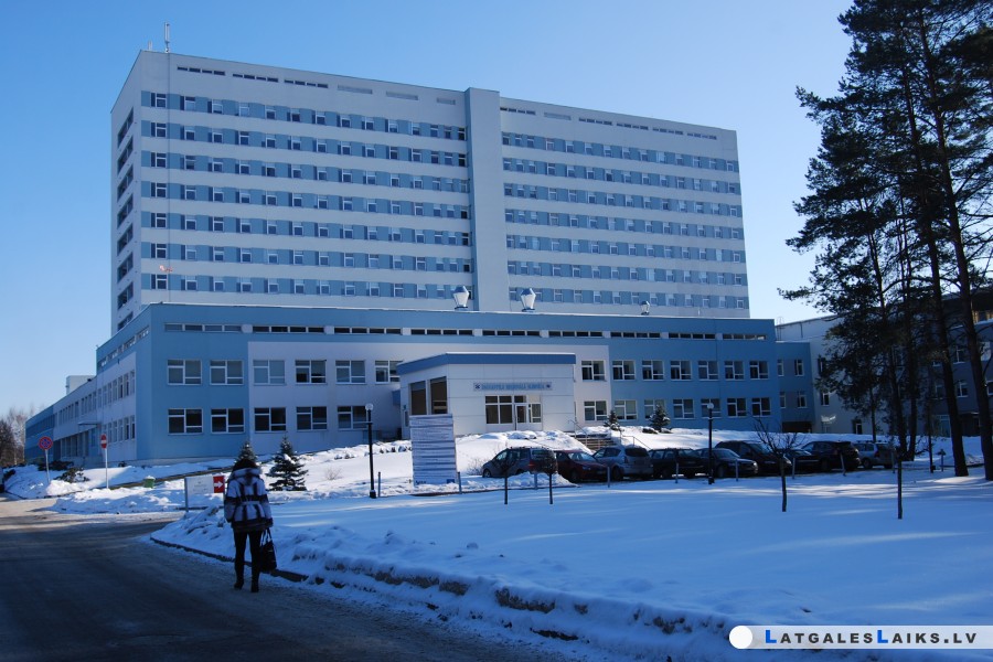 Pilsētas pensionāriem apmaksās 4 ārstēšanās dienas Latvijas slimnīcās