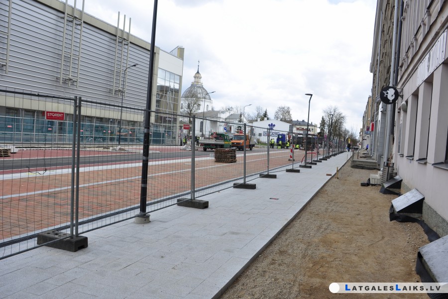 Rīgas ielas posma rekonstrukcija tuvojas noslēgumam