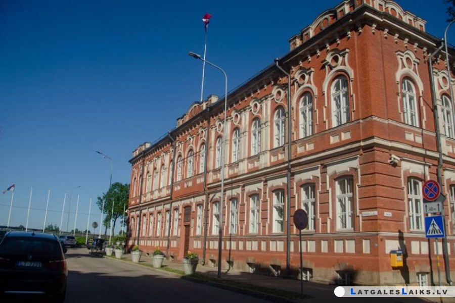 Daugavpils domes sēdes atkal notiks attālināti