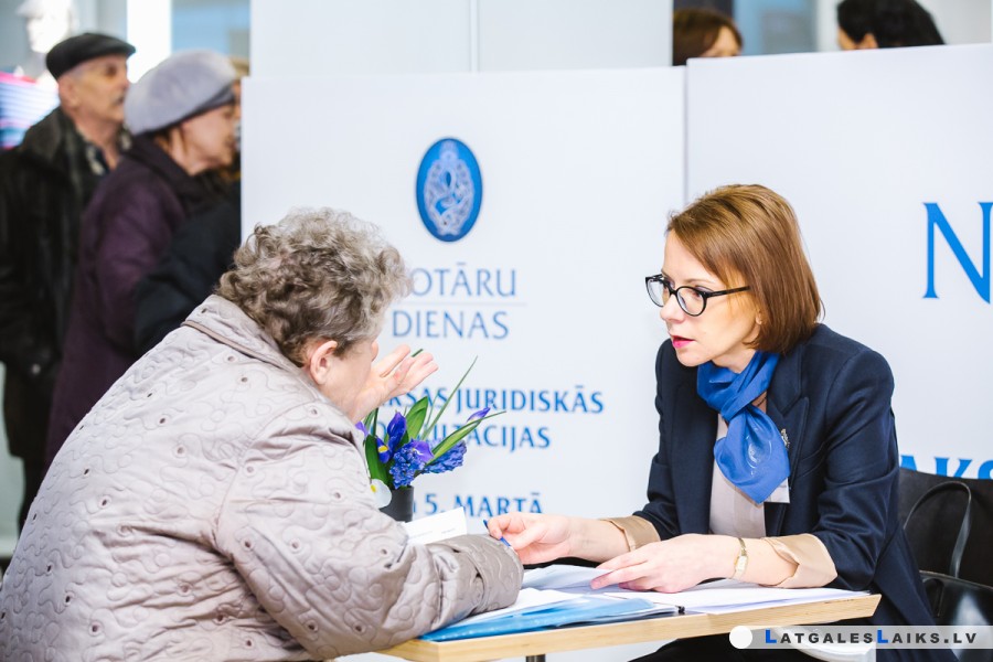 Notāri bez maksas sniegs padomus par darījumiem ar nekustamo īpašumu