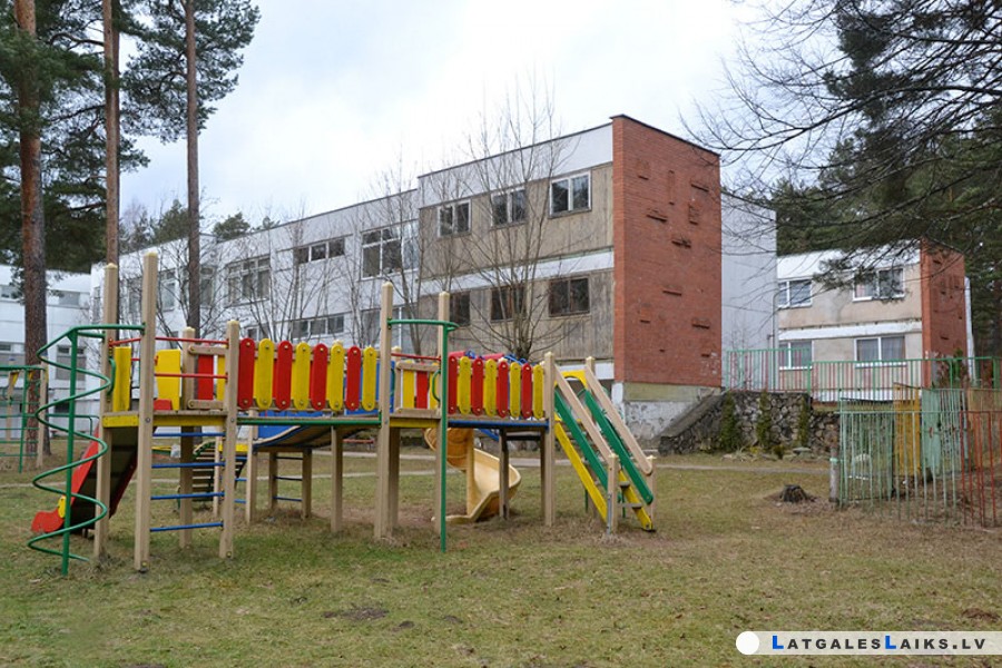 Par teju diviem miljoniem eiro siltinās “Priedītes” ēku