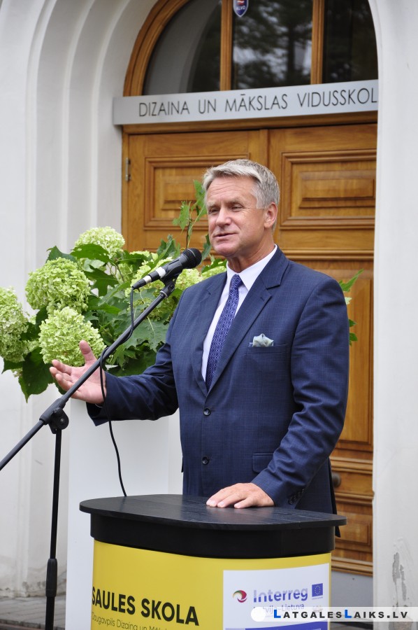 photo.jpg