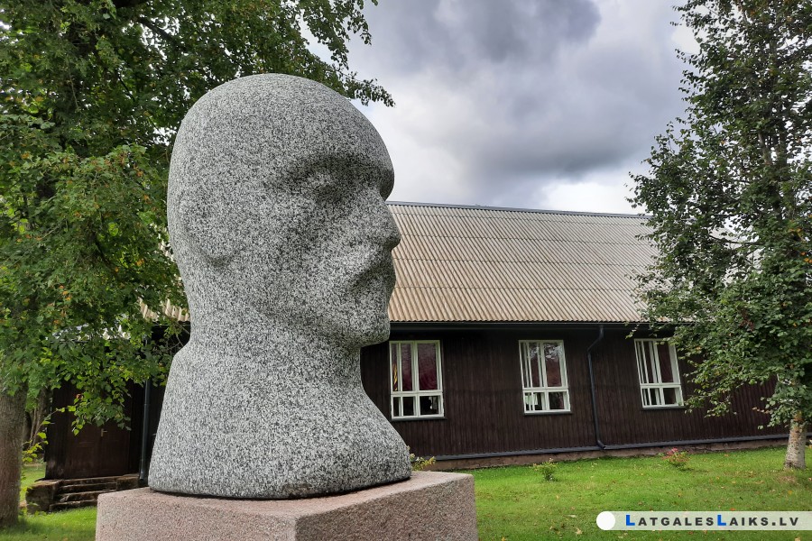 photo.jpg