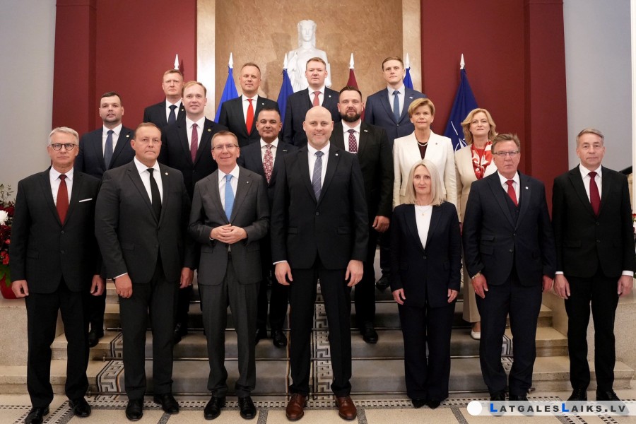 Latvijā — jauna valdība, līdz vēlēšanām — četri mēneši