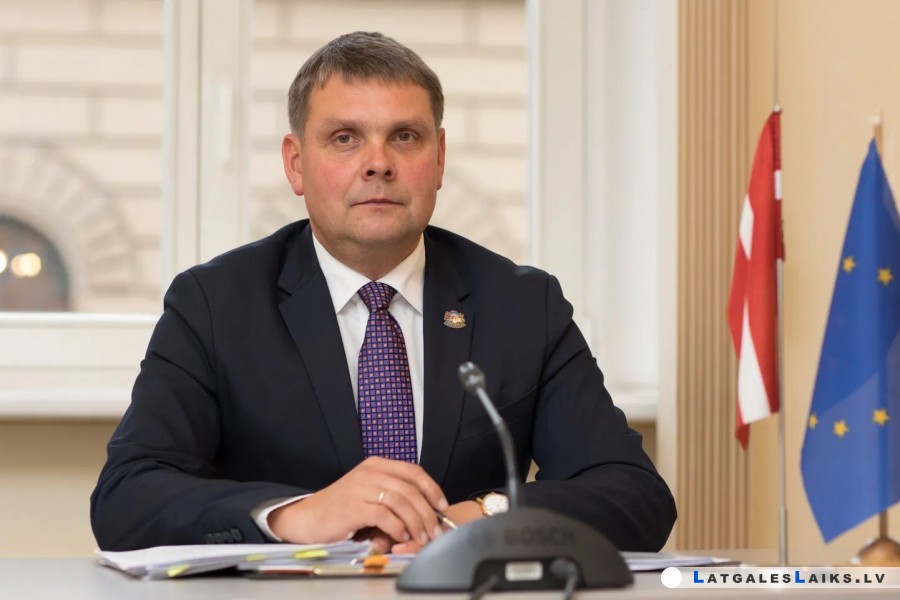 Aldis Adamovičs: “Tagad mēs vairs negaidām uzaicinājumu — paši esam gatavi atvērt Briselē jebkuras durvis”